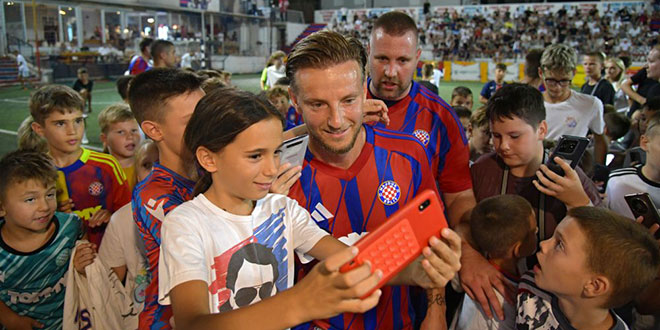 FOTOGALERIJA: Provjerite kako je bilo na Torcida kupu