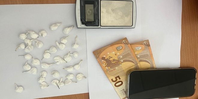 PAO DILER: Od 27-godišnjaka oduzeti kokain i vaga