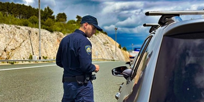 SPLIT Tijekom vikenda 135 vozača isključeno iz prometa zbog vožnje pod utjecajem alkohola i odbijanja testiranja na droge