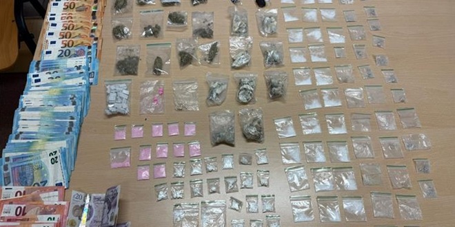 PALI 'TURIST DILERI' Kod dvojice Britanaca policija pronašla kokain, MDMA, ketamin, marihuana i psilocibinske gljive