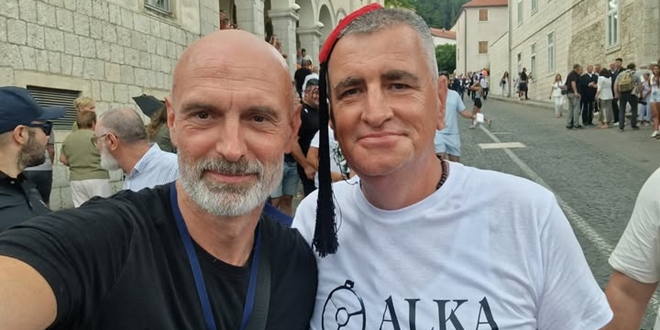 Mišević došao na Alku, susreo se s Buljem
