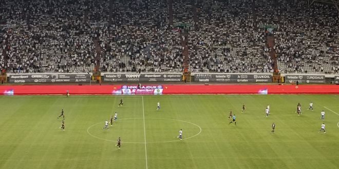 UŽIVO: Benrahou iz jedanaesterca zabio za 1:0!