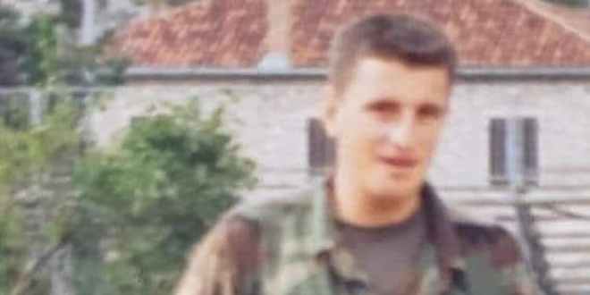 Bulj objavio ratnu fotografiju s Kninske tvrđave: Nikad neću zaboraviti dane ponosa i slave