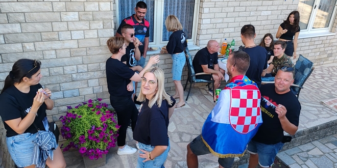 Blizna zahvaljuje Sinju: 'Primili su nas kao familiju'