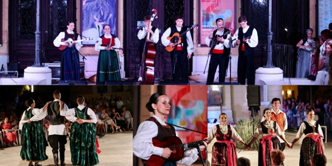 FOTO/VIDEO Spli'ski litnji koluri: Na Trgu Gaje Bulata uživalo se u nastupu FA Jedinstvo