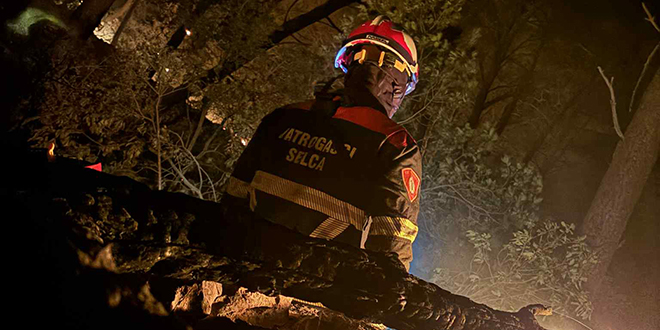 NOĆNA BUKTINJA NA BRAČU Lokaliziran požar na istočnoj strani otoka