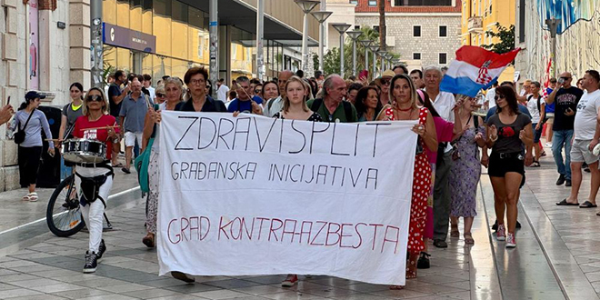 POTVRĐENO: U Splitu novi prosvjed zbog broda s azbestom u škveru