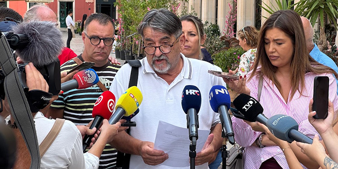 UZ PODRŠKU BAJKERA: Novi prosvjed protiv broda s azbestom, Zdravi Split smatra da neće ni otići