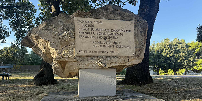 'DVA PUTA IH UBILI': I dalje razbijena spomen ploča Prvom splitskom partizanskom odredu