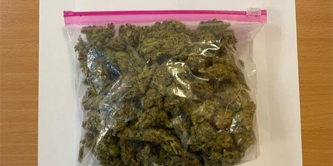 MARIHUANA, AMFETAMIN, HEROIN Policija 'uhvatila' čak 15 osoba s drogom na jugu Dalmacije