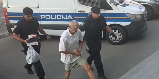 Suprug žene koja je raskomadana i bačena u septičku jamu se brani šutnjom
