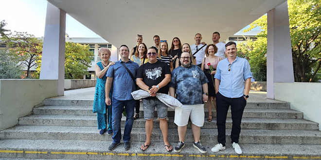 FOTO Povratak u prošlost: Osnovci se susreli nakon 31 godine