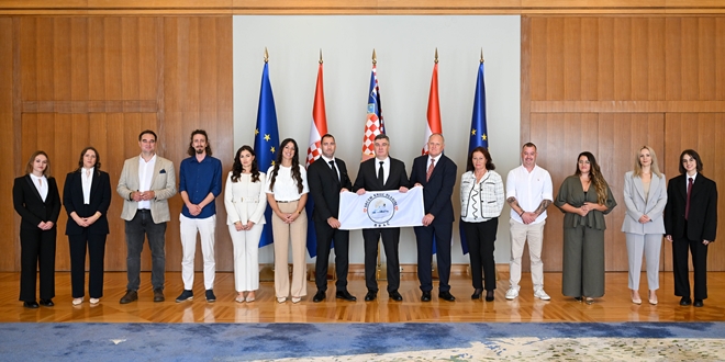 Milanović primio planinare i organizatore humanitarne akcije 'Srcem kroz planine – Denali'
