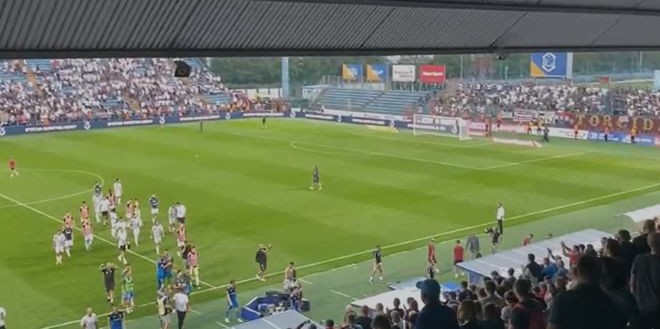 VIDEO: Pogledajte odakle su igrači Hajduka nakon poraza pozdravili Torcidu