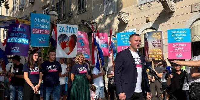 VIDEO Poruka s Hoda za život: 'Smrt Charlieja Kirka nije bila uzaludna'