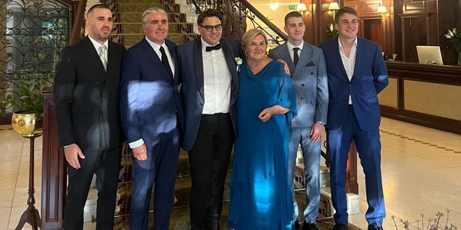 OŽENIO SE SIN ŽELJKE MARKIĆ 'Pod nježnim okriljem Gospe od otoka..'