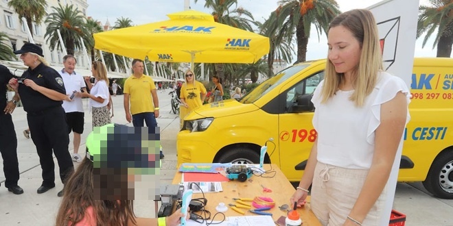 SIGURNO U ŠKOLU S HAK-om 2025.: Ovog petka na splitskoj Rivi