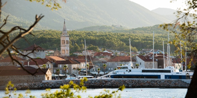 ODUSTAJU! Ništa od izgradnje hostela u Jelsi