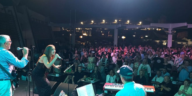 SPLIT JE VEČERAS GORIO Uršula Najev i Black Coffee podignuli publiku na noge