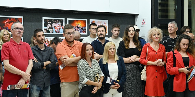 U Fotoklubu Split otvorena izložba Miroslava Lelasa