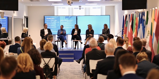 ODRŽAN PANEL 'Europska proizvodnja i borba protiv nestašice lijekova' 