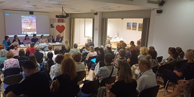 FOTOGALERIJA Održana tribina o pravima odraslih osoba s invaliditetom u Splitu