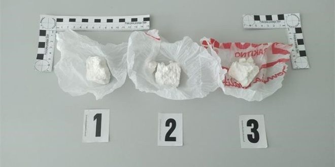 Mladić u Dubrovniku 'pao' s hrpom droge, pročitajte što mu je policija pronašla