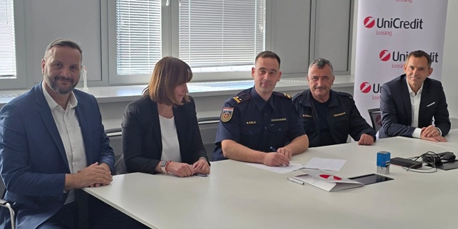 Podstrana dobiva novo navalno vatrogasno vozilo