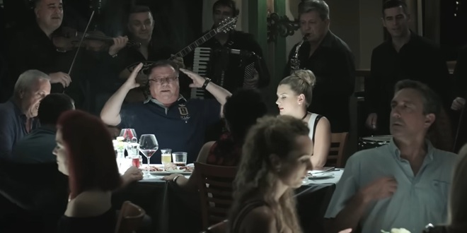 Jednu pjesmu Halida Bešlića odbilo je čak 15 pjevača, a onda je u njegovim rukama postala hit
