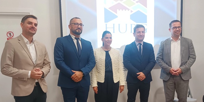 Nova predsjednica Hrvatske udruge povijesnih gradova je dogradonačelnica Matea Dorčić!