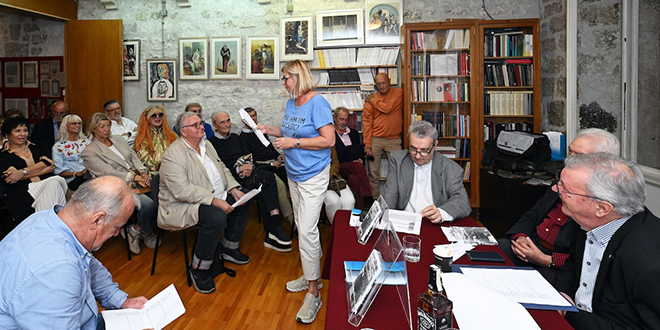 FOTOGALERIJA 'Koronarne ćakule' Jerka Rošina jučer predstavljene u Književnom krugu Split