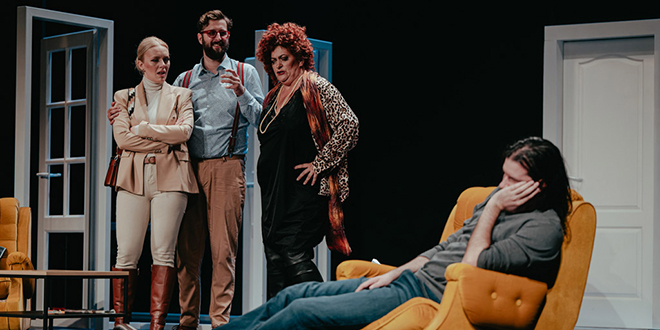 KRALJICA SVIH KOMEDIJA: 'Dođi gola na večeru' sutra na Teatru za more