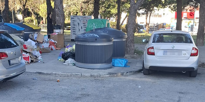 FOTO: Varaždinska zatrpana smećem, Čistoća ne može do kontejnera zbog parkiranih vozila