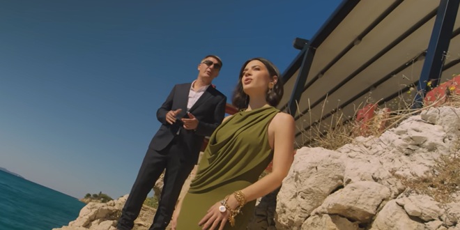 Novi singlovi: Mia Dimšić feat. Tomislav Bralić i klapa Intrade