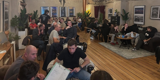 Poznata lovkinja u Šibeniku: Morana Zibar vodi pub kviz u Azimutu