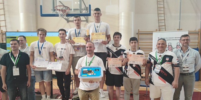 Podržite naš CroSpec tim na svjetskom natjecanju u Singapuru!