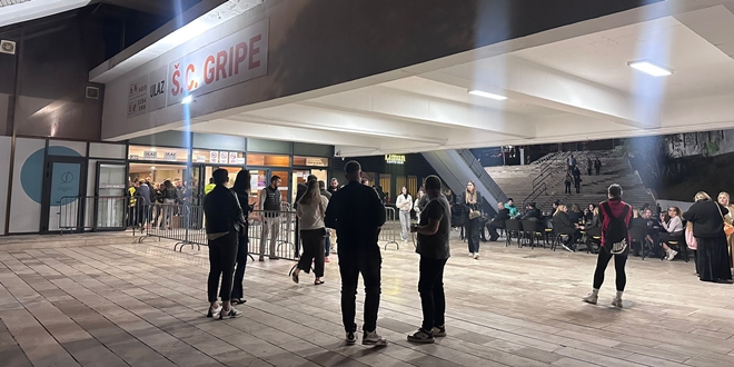FOTO Sat prije Sevinog koncerta na Gripama nema gužve