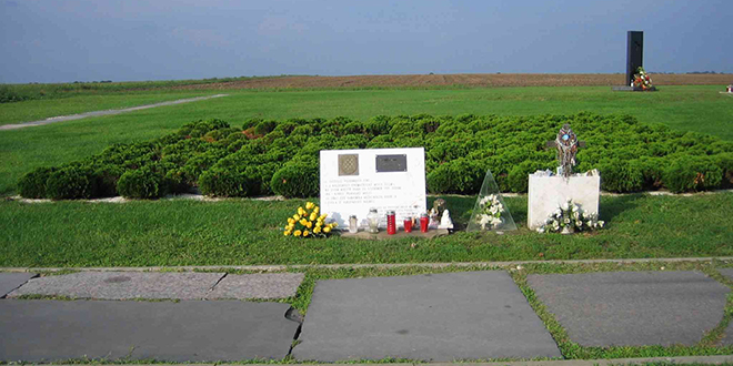 | Autor: Javno vlasništvo Tko je ubojica Jean-Michela Nicoliera? 'Dahtao je kao pašče i govorio mi kako ih je ubio, sam se hvalio'