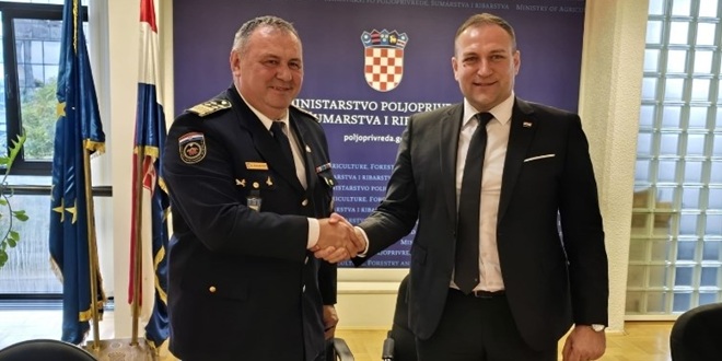 Ministar Vlajčić potpisao sporazum vrijedan 19 milijuna eura s Hrvatskom vatrogasnom zajednicom