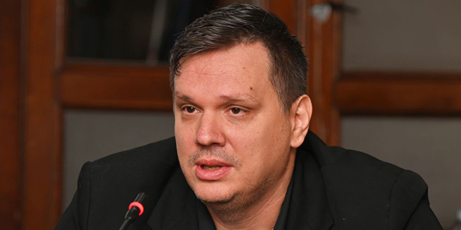 | Autor: Joško Šupić DRAGAN ŽUVELA: Ne stopiraju se izmjene GUP-a radi pogodovanja, kao društvo smo došli do razine transparentnosti veće nego ikad