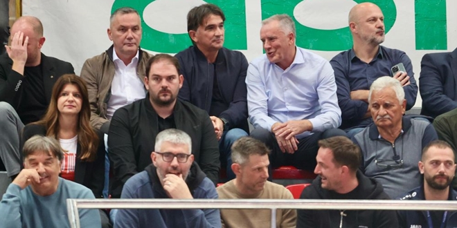 | Autor: Veljko Martinović Na utakmicu Lige prvaka stigli Kustić i Dalić