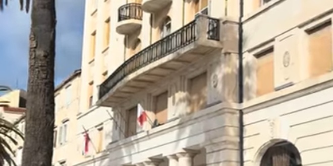 RIVA Nema više britanske zastave