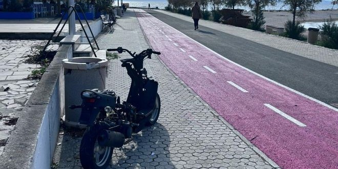 FOTO-UBOD Ruglo na šetnici