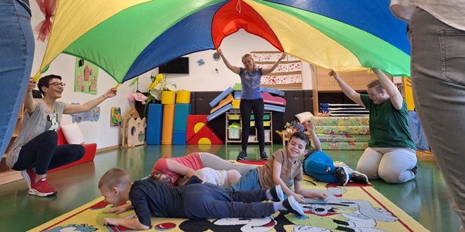 | Autor: Press Centar za edukaciju i savjetovanje Sunce priveo kraju program 'Moje pravo na igru i sport'