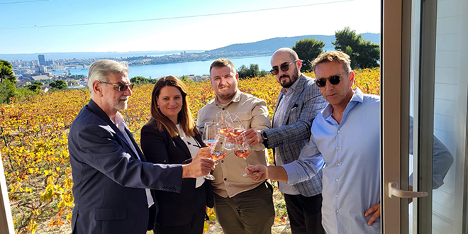 ZINFEST slavi dalmatinsku tradiciju kroz značaj kaštelanskog Crljenka