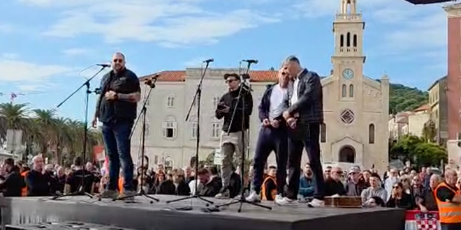 VIDEO: Poslušajte govor torcidaša Stipe Lekića koji je zapalio Rivu!