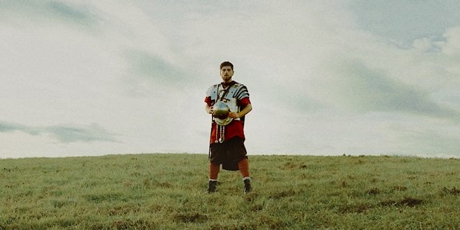 VIDEO Što to nosi 'glava lava'? Otkrijte u novom singlu eugena