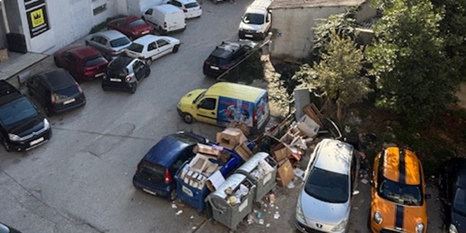 OČAJNI STANARI NA DOBROM Već godinama se bore sa smećem