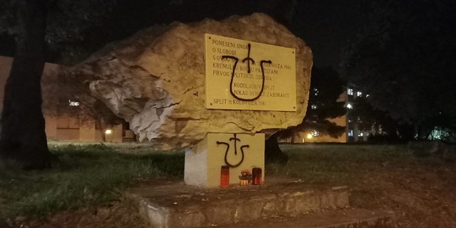 TJEDAN DANA KASNIJE Opet išarana ploča Prvom splitskom partizanskom odredu na Plokitama