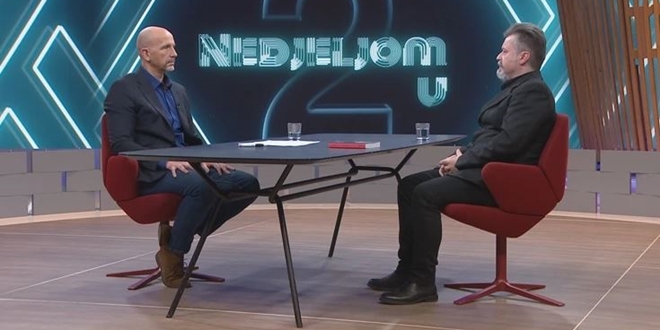 PISAC I RATNI DRAGOVOLJAC 'To su gruba vremena, kad gitaru Fender moraš mijenjati za Kalašnjikov'